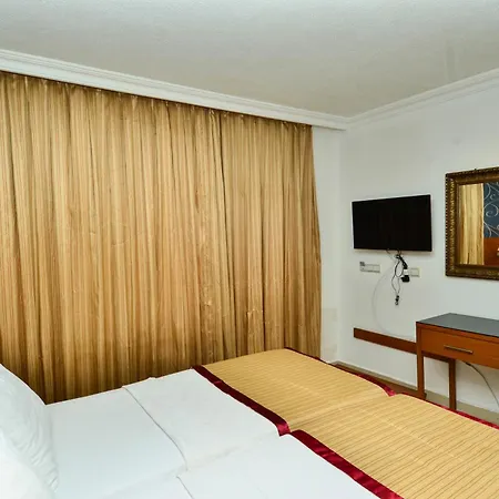 Hotel Tropic Club 3*