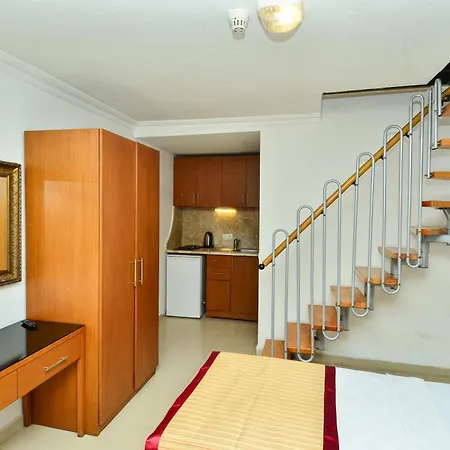 Hotel Tropic Club 3*