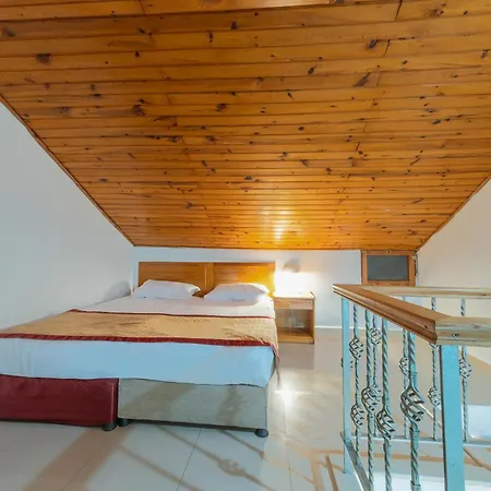 Tropic Club & - Hotell Side